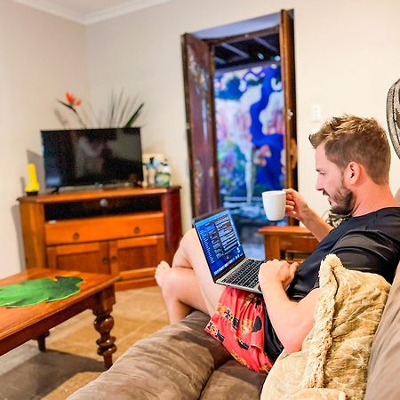 Whitsundays Bnb Retreat Airlie Beach Dış mekan fotoğraf
