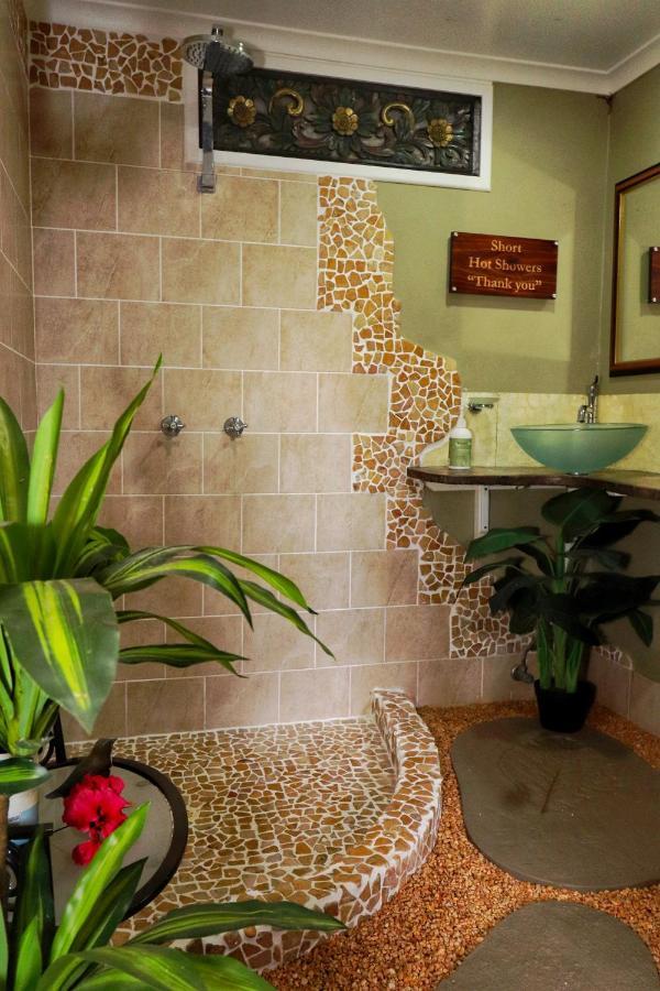 Whitsundays Bnb Retreat Airlie Beach Dış mekan fotoğraf